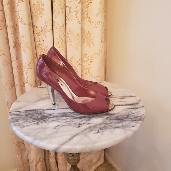 le chateau Shoes - Le Chateau Heels